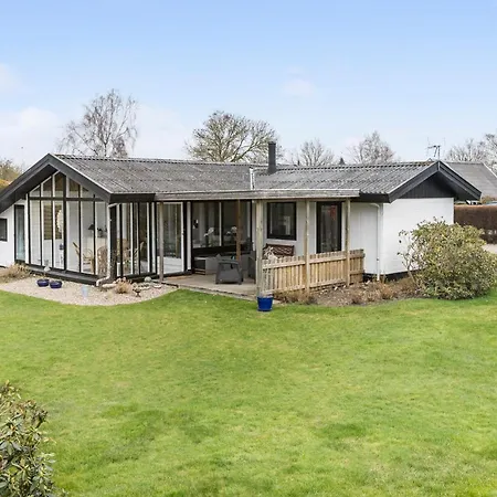 Σπίτι διακοπών 3 Bedroom Awesome In